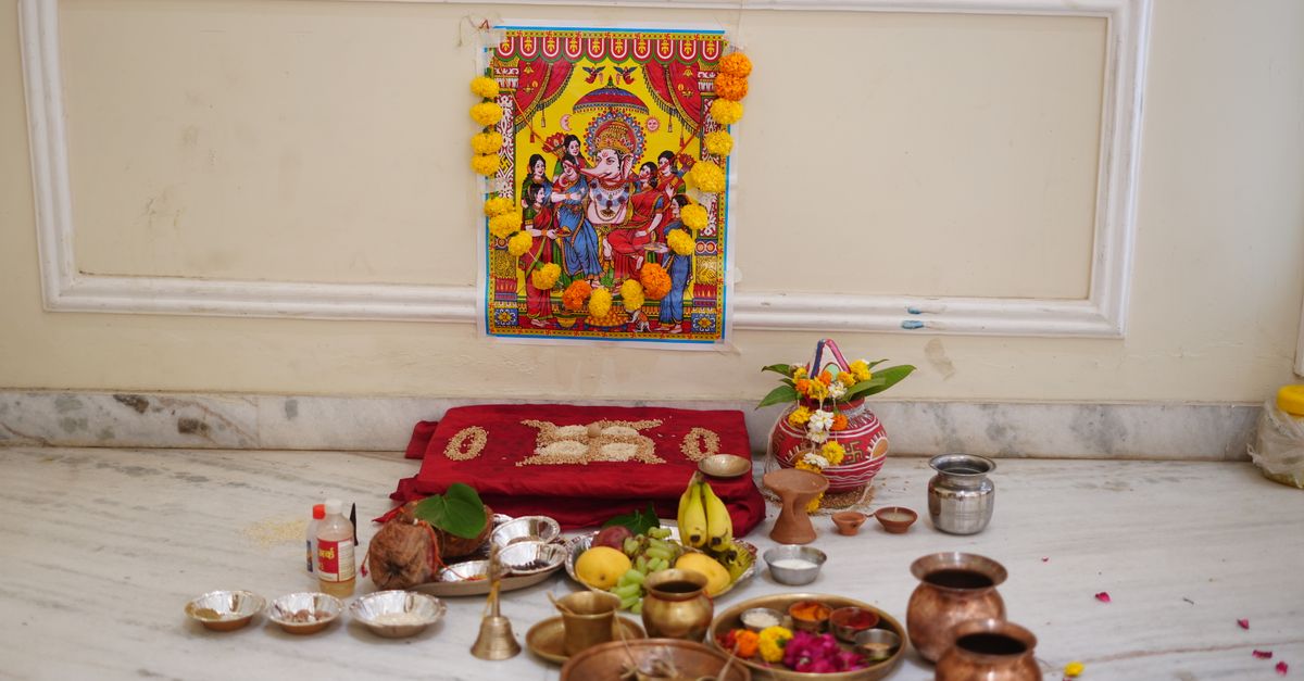 Sri Vedic Pratisthan: for families